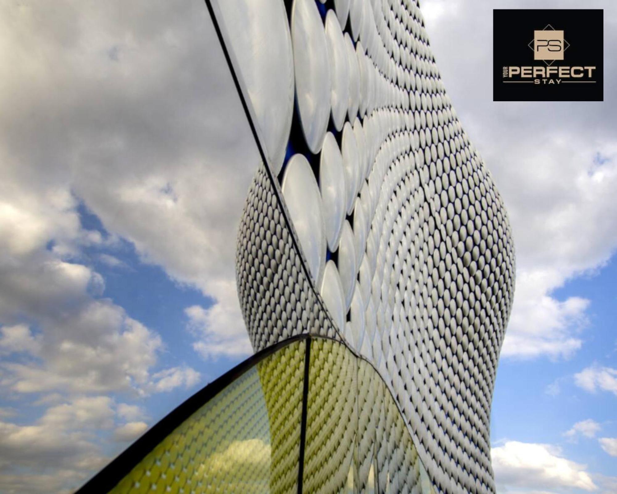 Luxe Modern Apartment By Your Perfect Stay Short Lets Birmingham Exterior photo