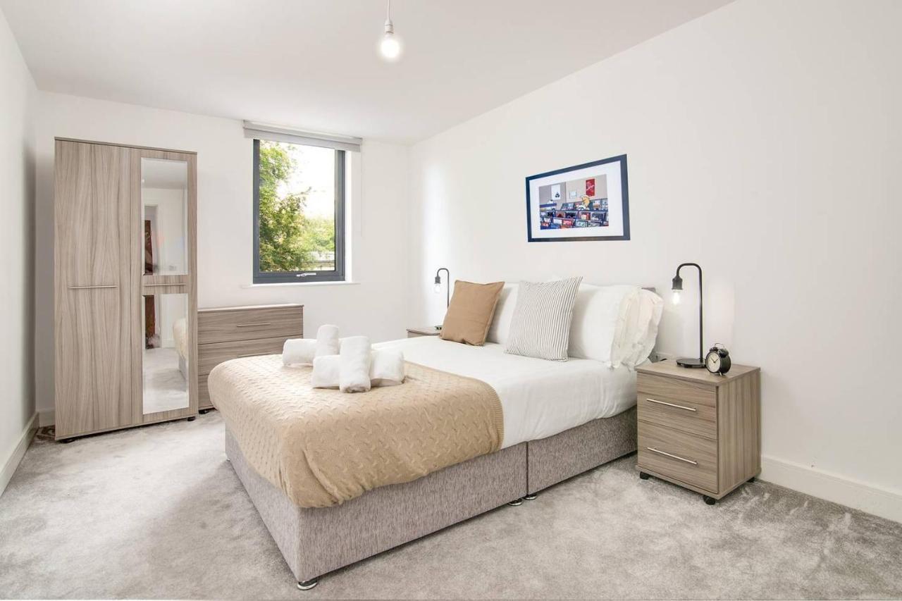 Luxe Modern Apartment By Your Perfect Stay Short Lets Birmingham Exterior photo